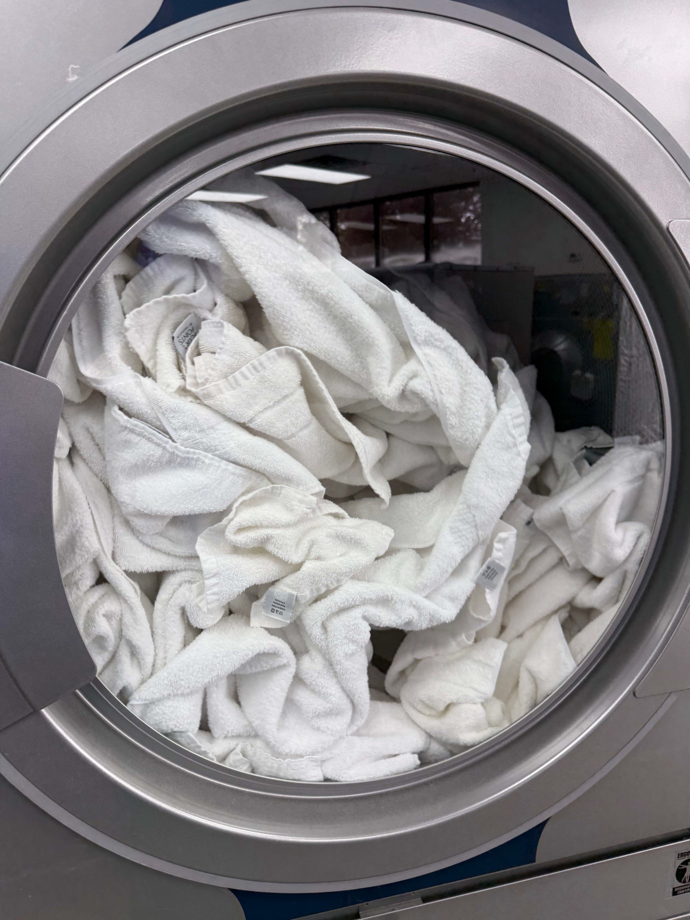 Recurring pickup support for medical microfiber towels laundry service in Seattle WA and Kent